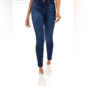 NWT 1822 Denim Butter Soft Ankle Skinny Size 14w